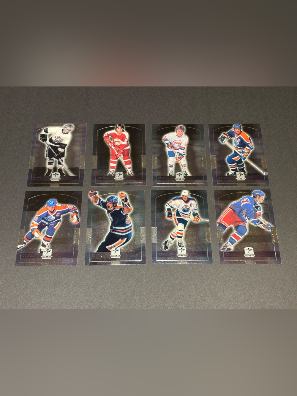 Lot of 2000 Upper Deck Wayne Gretzky HOF Cards